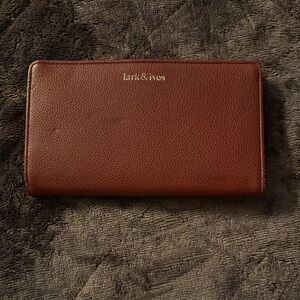 Burgundy lark&ives Women's Wallet